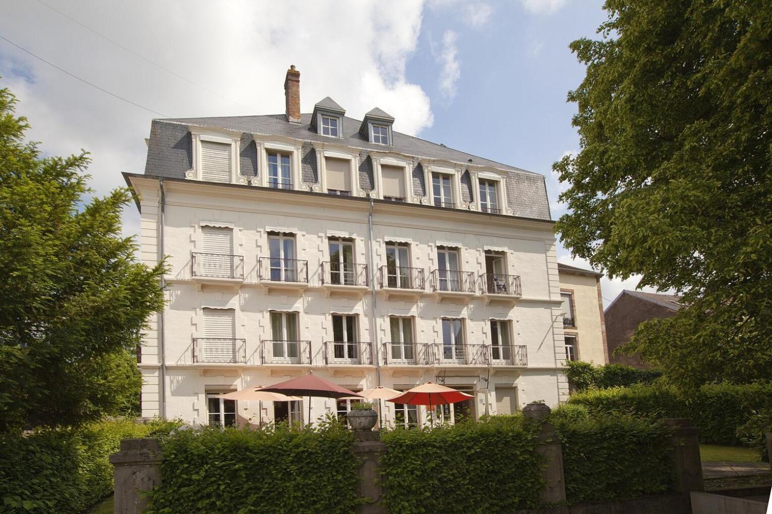 Hotels & Residences - Les Thermes Luxeuil-les-Bains Exterior foto
