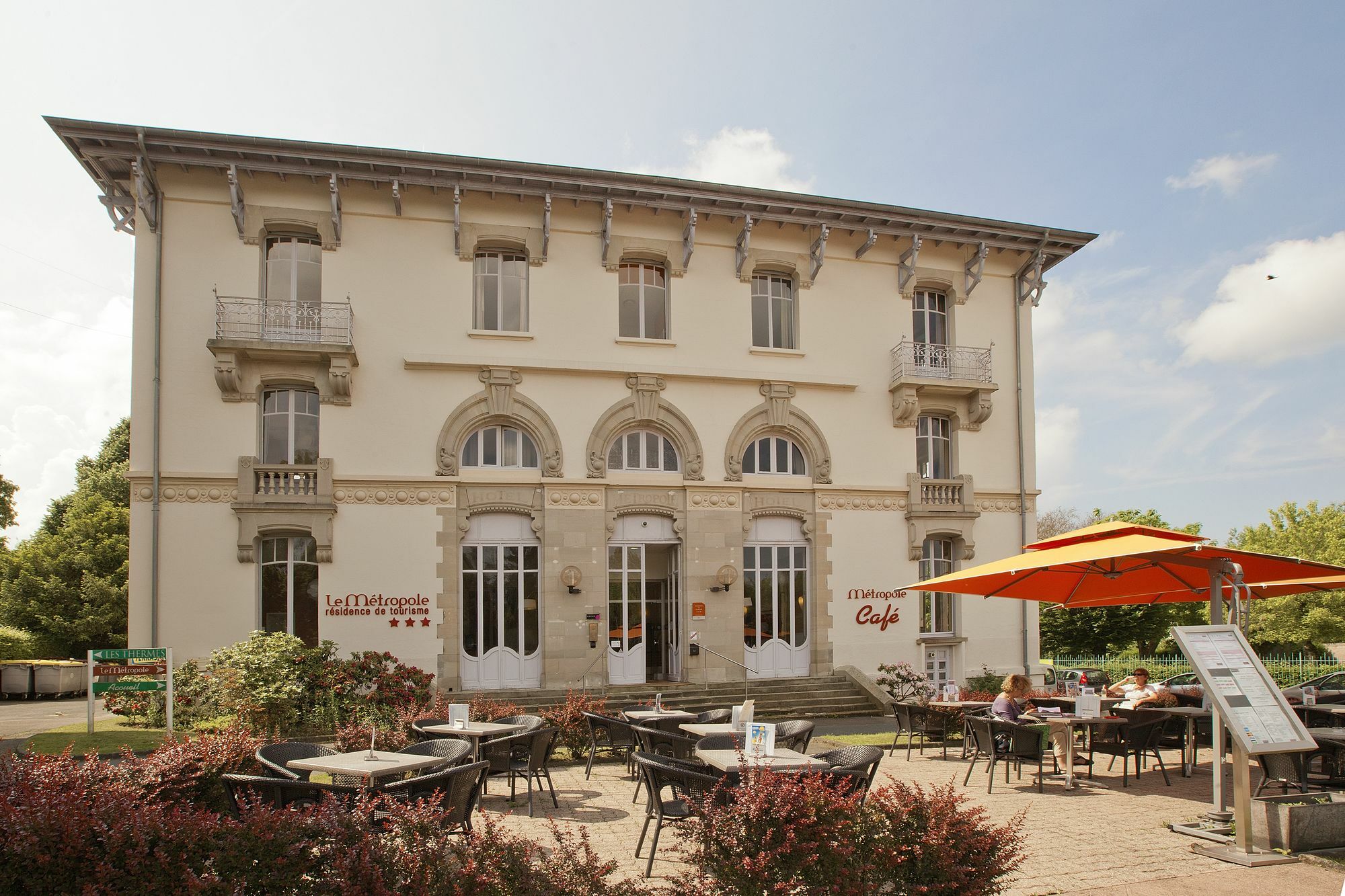 Hotels & Residences - Les Thermes Luxeuil-les-Bains Exterior foto